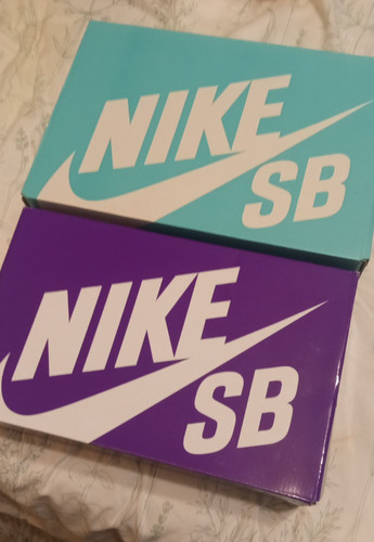 Empty nike boxes - empty,