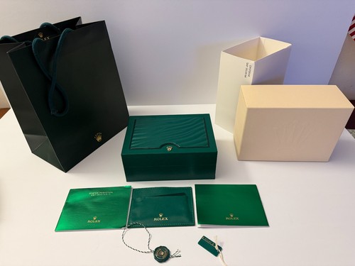 Medium premium empty rolex - medium,