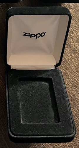 Empty zippo velour boxes - 1,